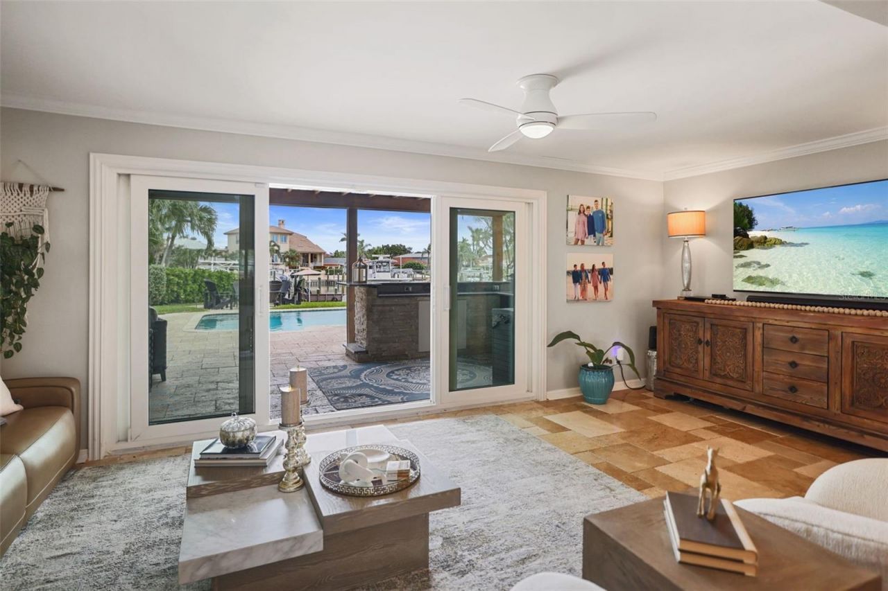 1220 81st Street S, Saint Petersburg, FL 33707 Photo