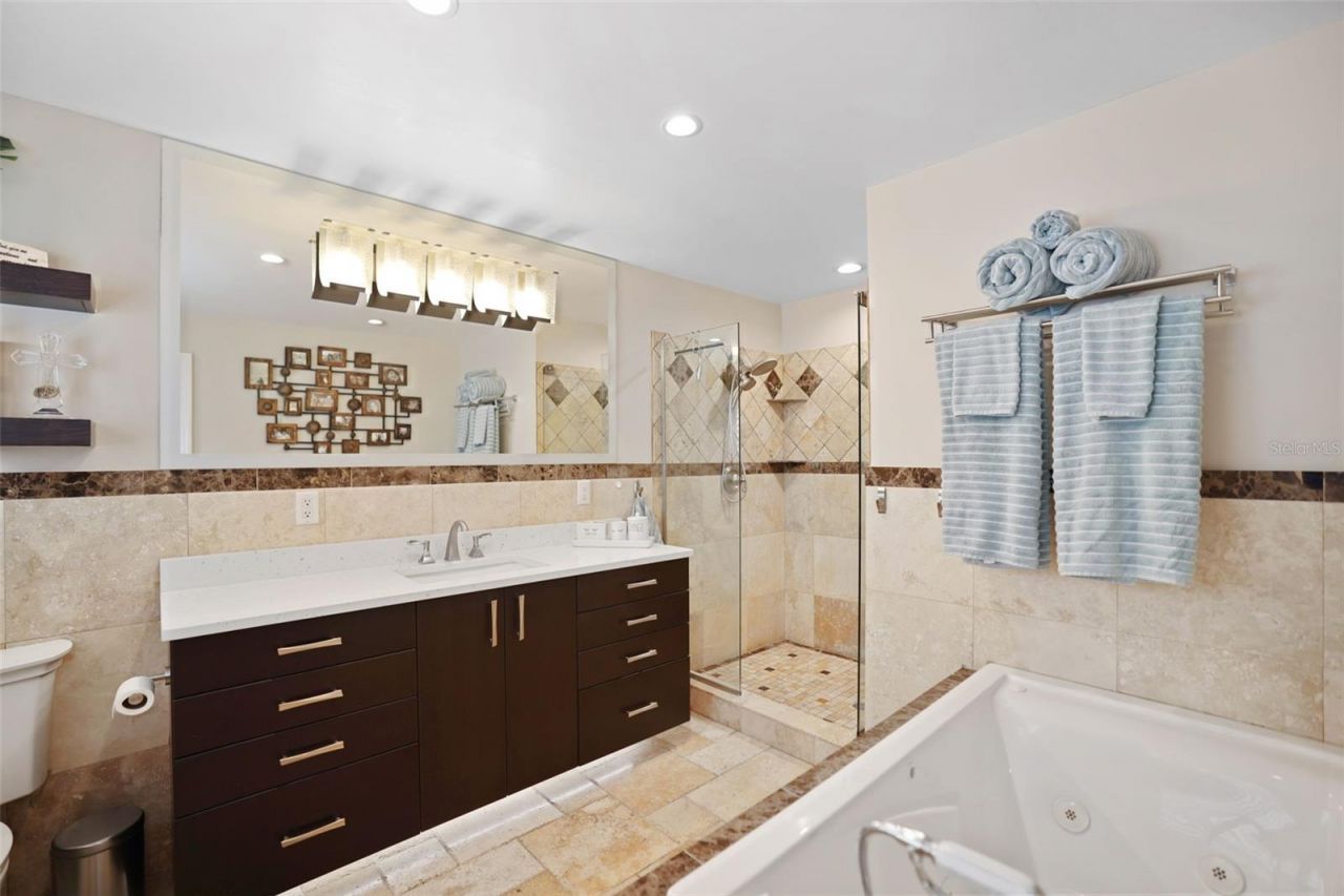 1220 81st Street S, Saint Petersburg, FL 33707 Photo