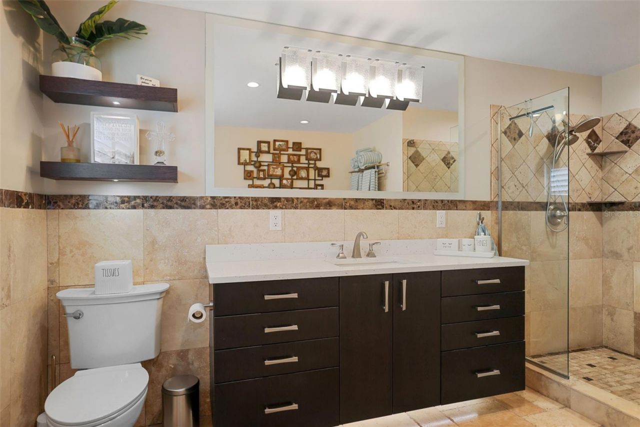 1220 81st Street S, Saint Petersburg, FL 33707 Photo