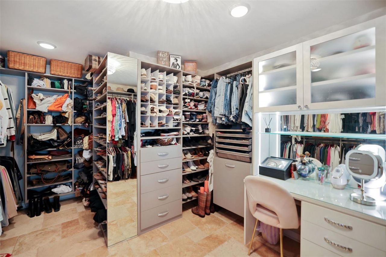 1220 81st Street S, Saint Petersburg, FL 33707 Photo