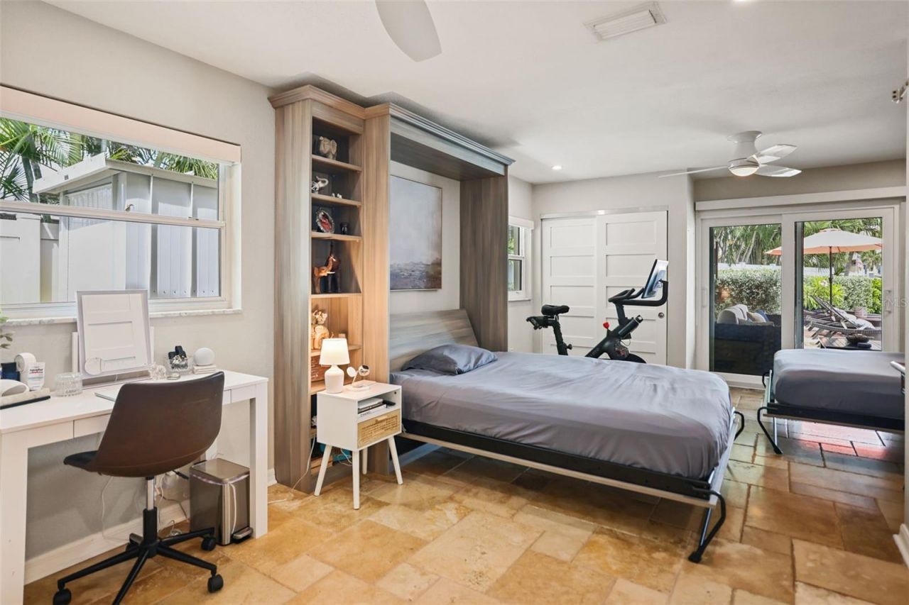 1220 81st Street S, Saint Petersburg, FL 33707 Photo