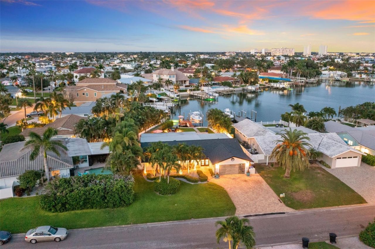 1220 81st Street S, Saint Petersburg, FL 33707 Photo