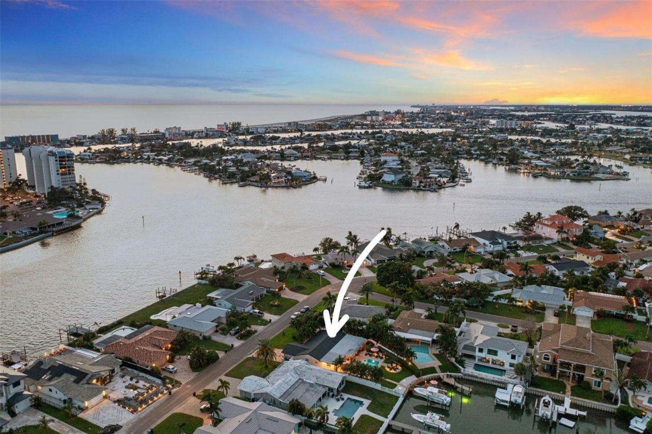 1220 81st Street S, Saint Petersburg, FL 33707 Photo