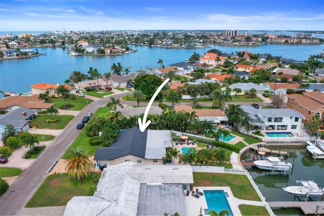 1220 81st Street S, Saint Petersburg, FL 33707 Photo