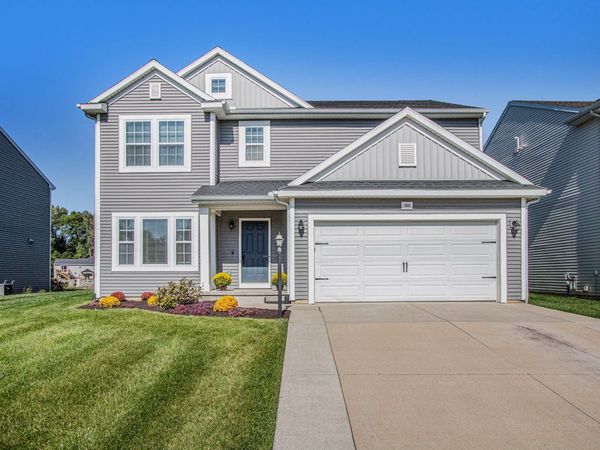 593 Trumpeter Bay Drive, Benton Harbor, MI 49022