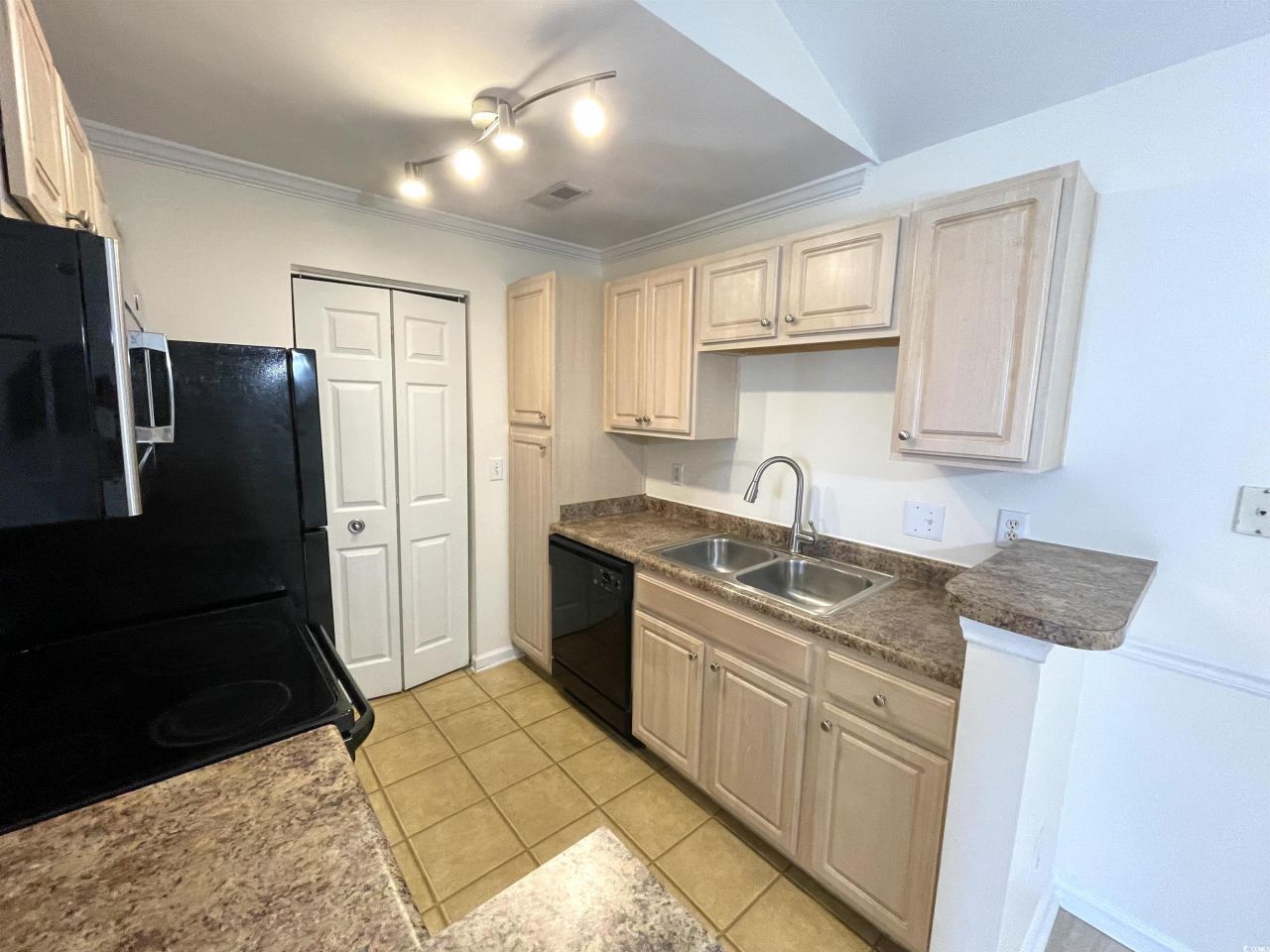 3741 Block House Way Photo 14