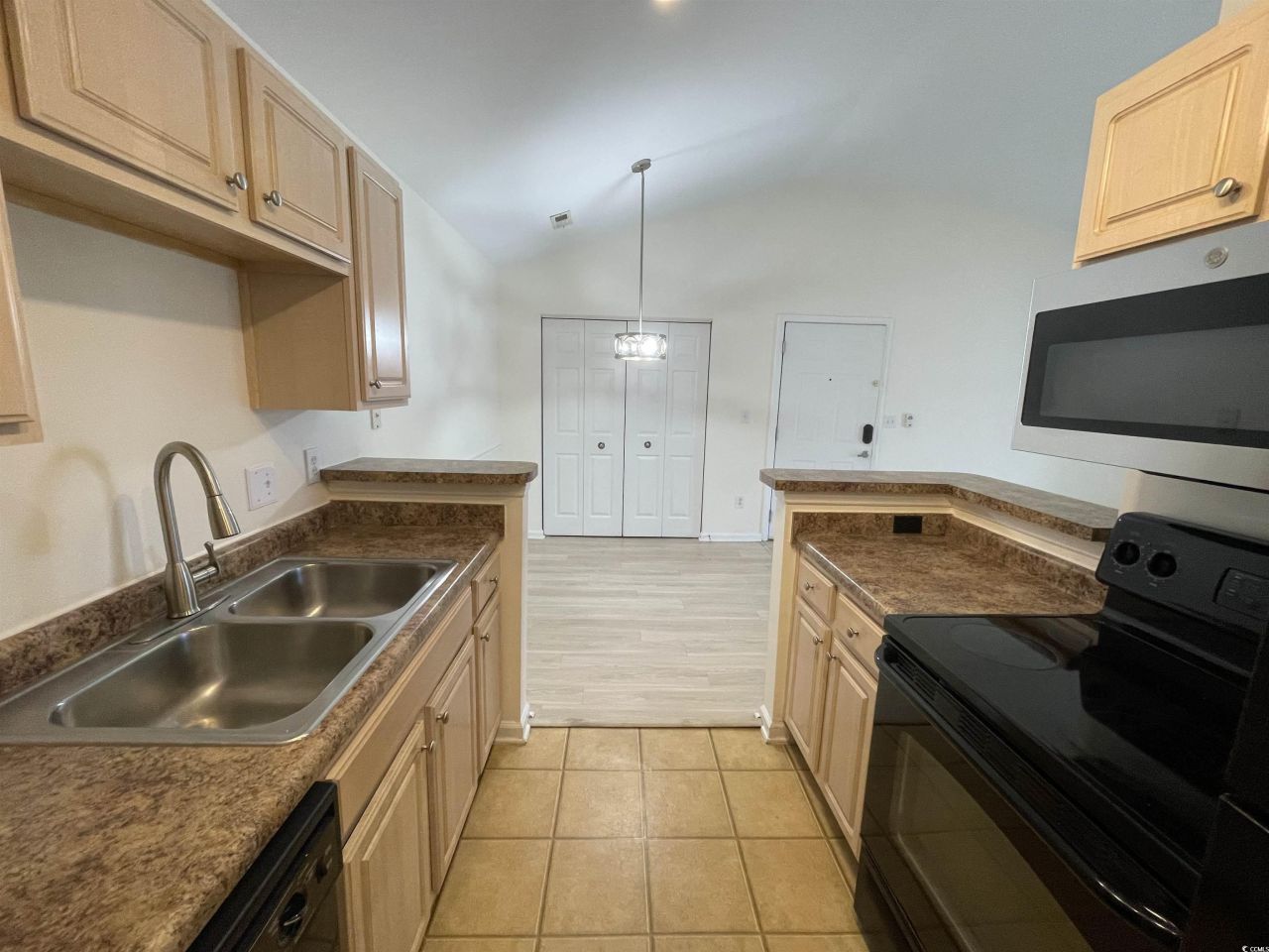 3741 Block House Way Photo 9