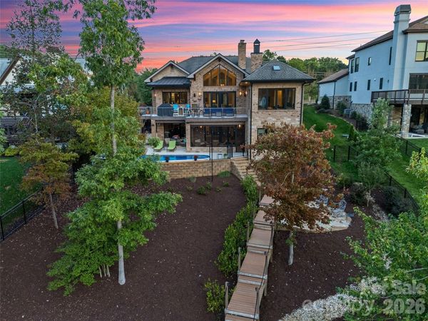 6032 Headlands Court, Belmont, NC 28012