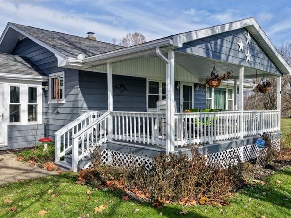 4414 CUMBERLAND Road SW, Sherrodsville, OH 44675