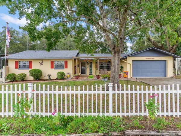 712 SOUTHERN DRIVE, FRUITLAND PARK, FL 34731