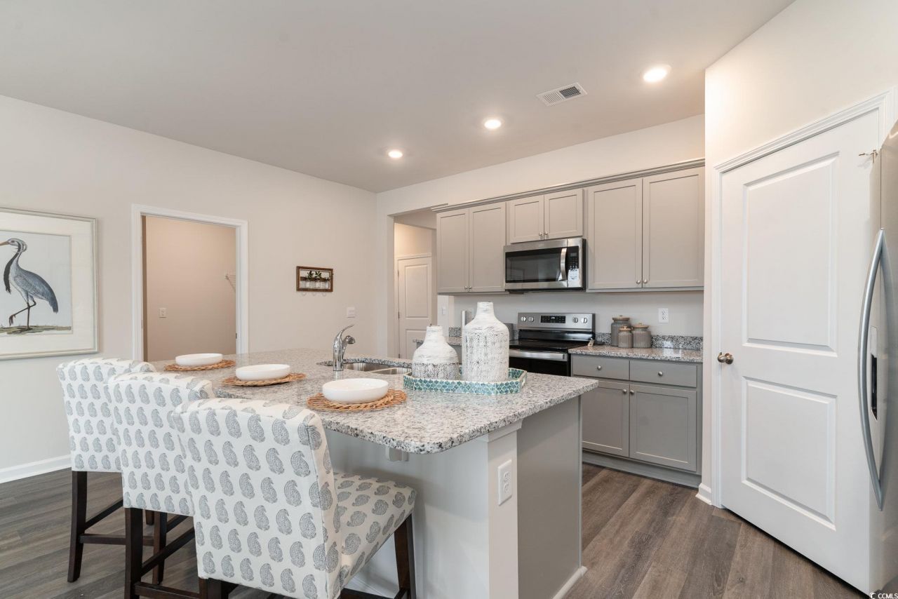 632 Anthem Ct. Photo 6