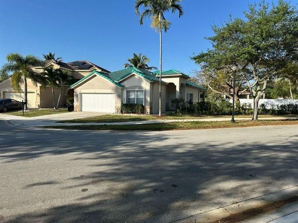 862 Vista Meadows Drive, Weston, FL 33327