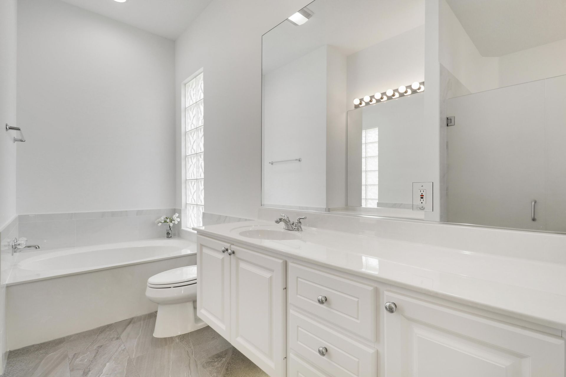 1323 St Lawrence Drive, Palm Beach Gardens, FL 33410 Photo