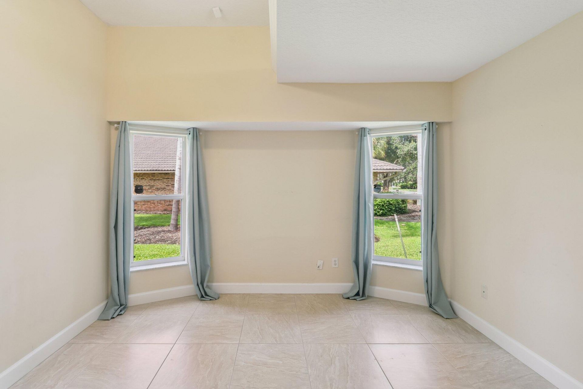1190 SW Mirror Lake Cove, Port Saint Lucie, FL 34986 Photo