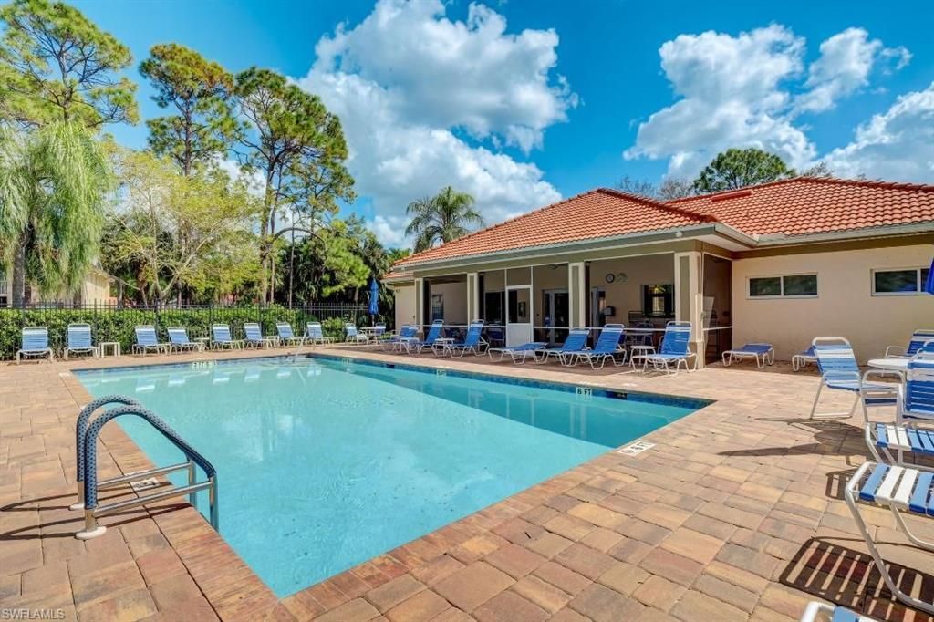 280 Robin Hood Cir, Unit 102, Naples, FL 34104 Photo