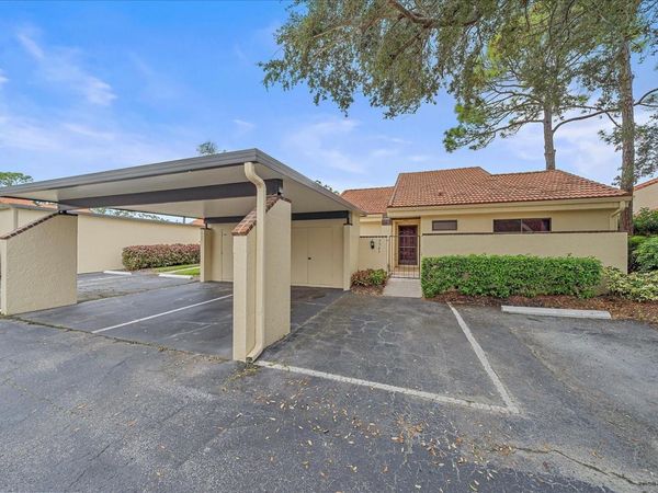 5343 HUNTINGWOOD COURT, Unit 33, SARASOTA, FL 34235