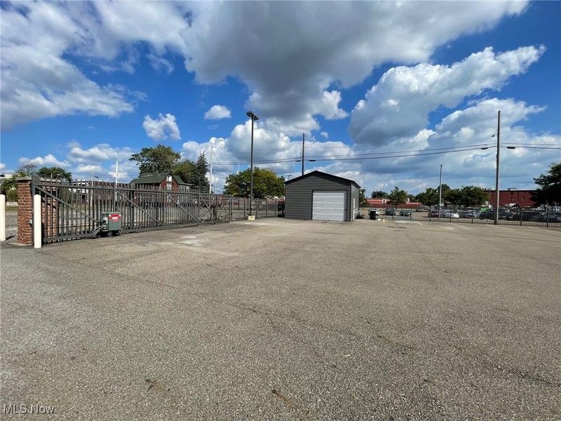 530 Walnut Avenue NE, Canton, OH 44702 Photo 41