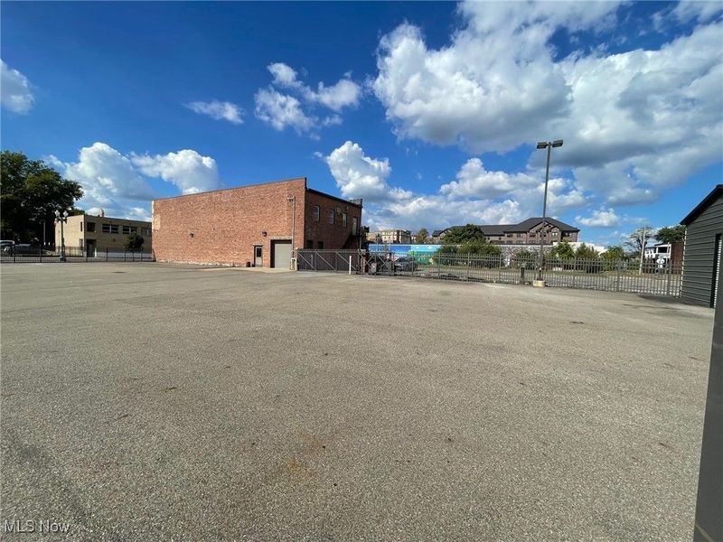 530 Walnut Avenue NE, Canton, OH 44702 Photo 44