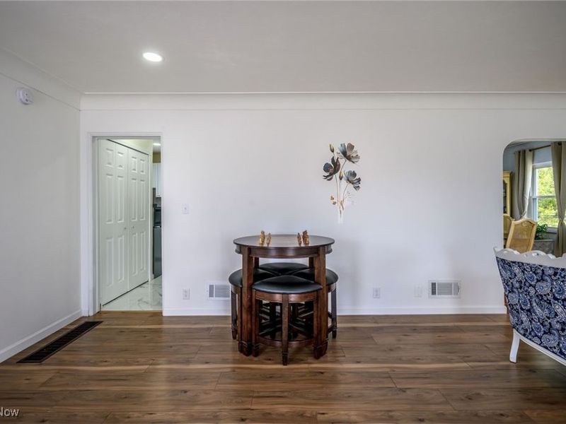 1450 S Lallendorf Road, Oregon, OH 43616 Photo 2