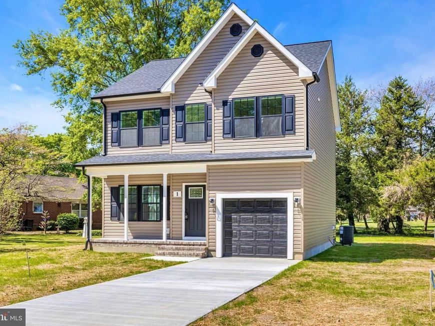 1 Sunrise Avenue, Ridgely, MD 21660 Main Photo