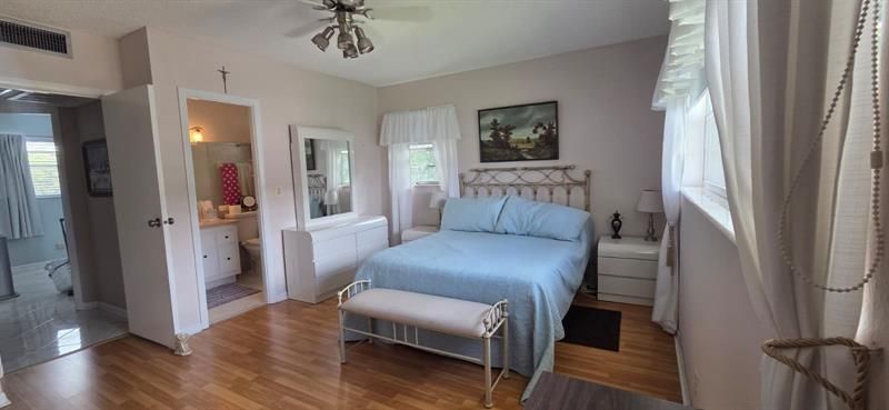 4801 NW 34th Street, Unit 601, Lauderdale Lakes, FL 33319 Photo