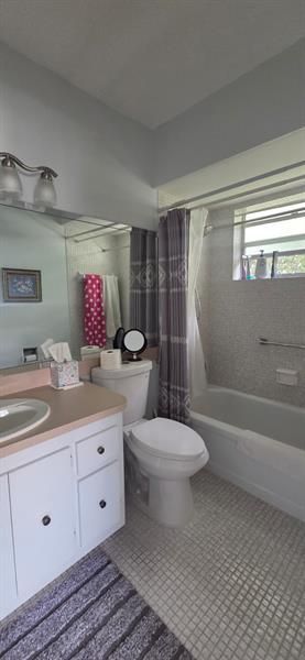 4801 NW 34th Street, Unit 601, Lauderdale Lakes, FL 33319 Photo