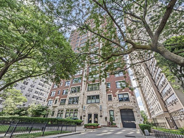 3920 N Lake Shore Drive, Unit 3S, Chicago, IL 60613