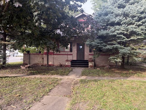 1204 9th Street, Nevada, IA 50201