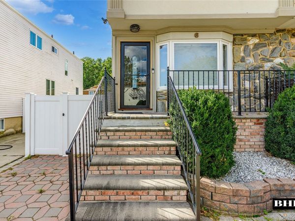 6 Mulberry Avenue, Staten Island, NY 10314