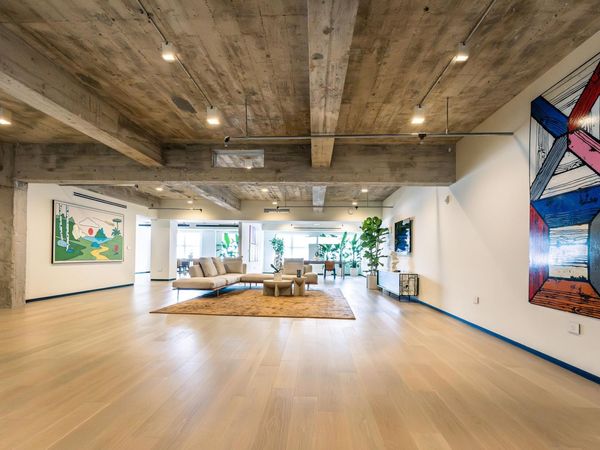 605 Lincoln Road, Unit 420, Miami Beach, FL 33139