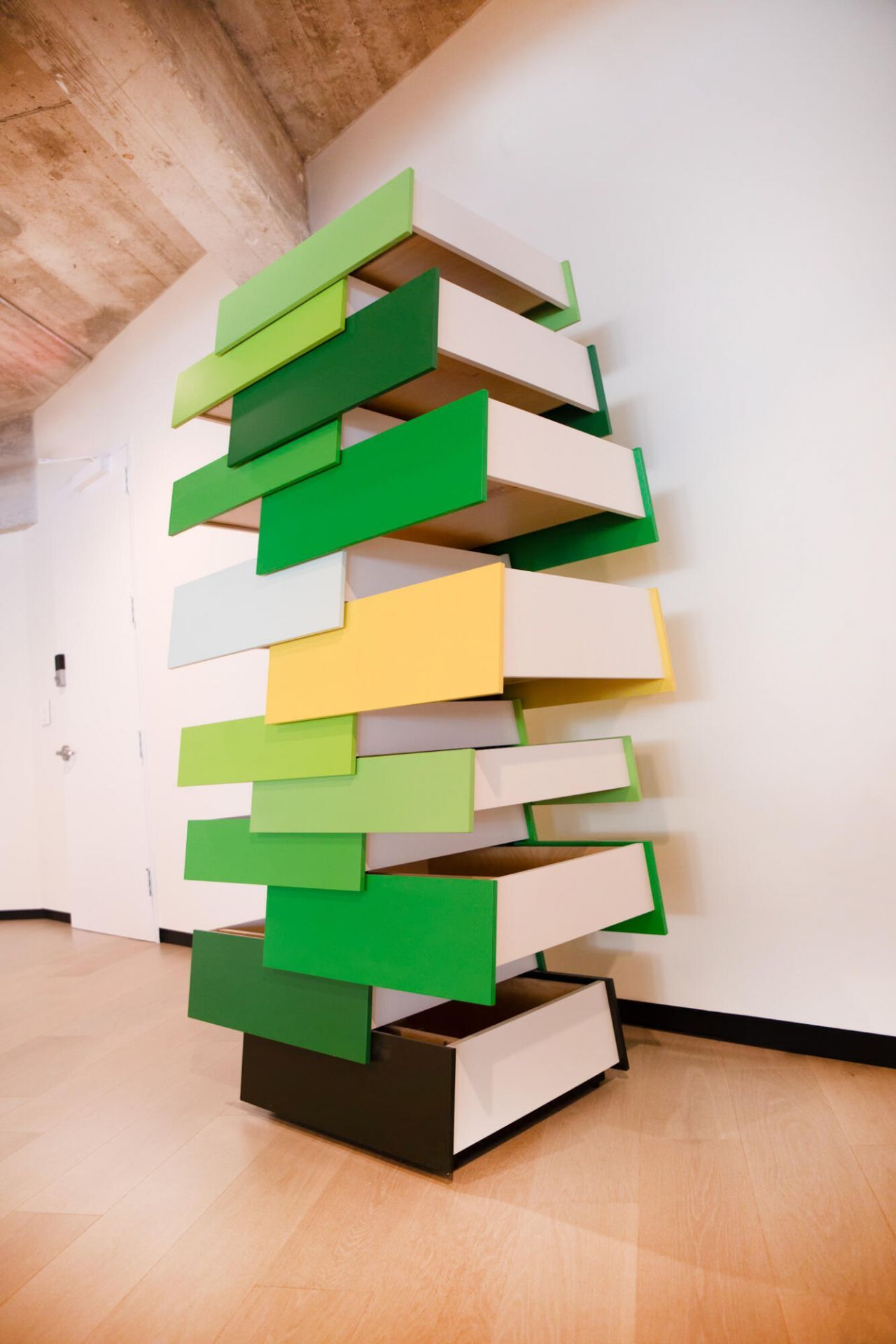 605 Lincoln Road, Unit 420, Miami Beach, FL 33139 Photo