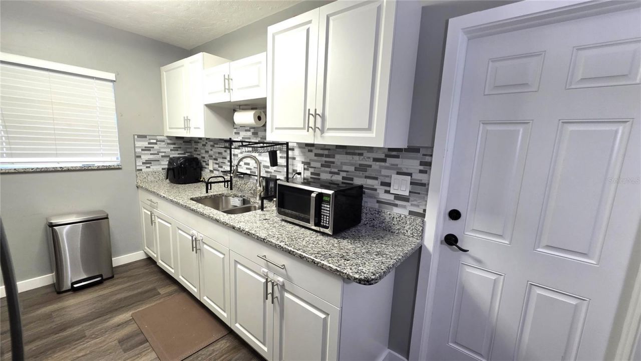 904 Orlando Avenue, Bradenton, FL 34207 Photo