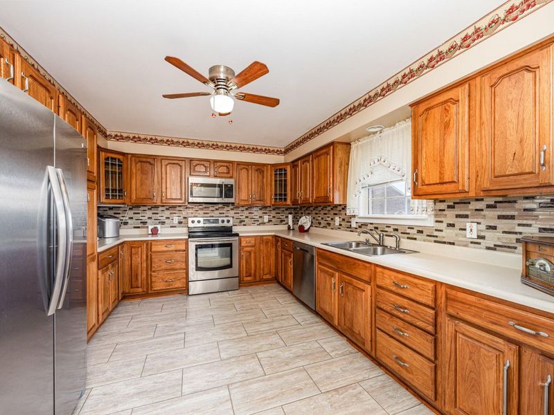 8449 Locust Grove Road, Burlington, KY 41005 Photo 4