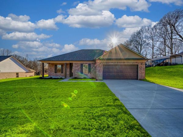 103 STONE BROOK CV, Ripley, TN 38063