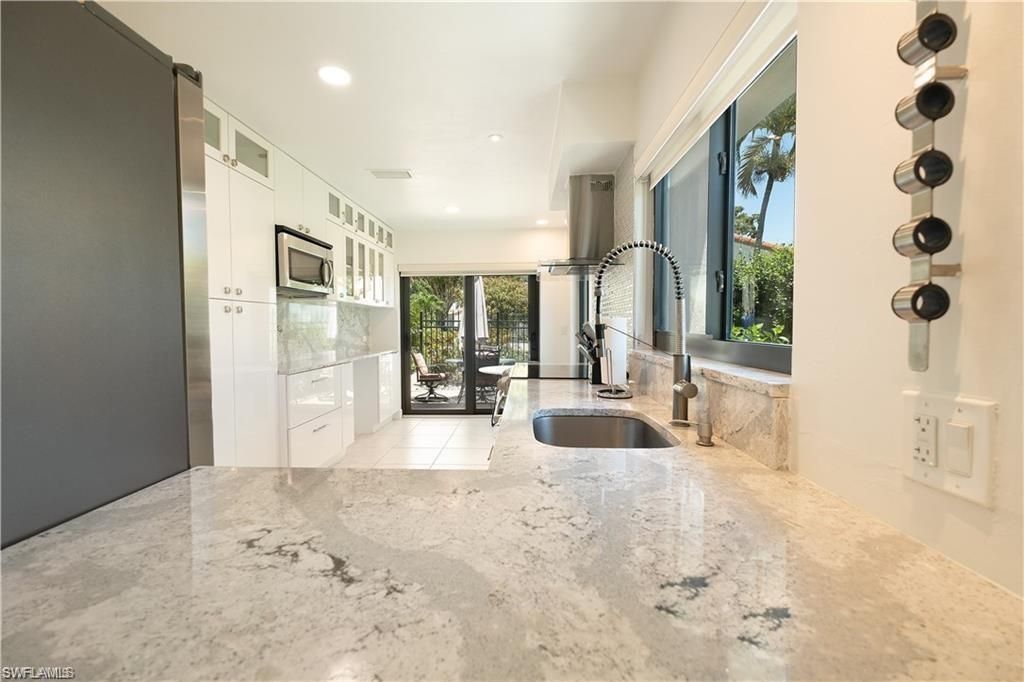 845 Reef Point Cir, Naples, FL 34108 Photo