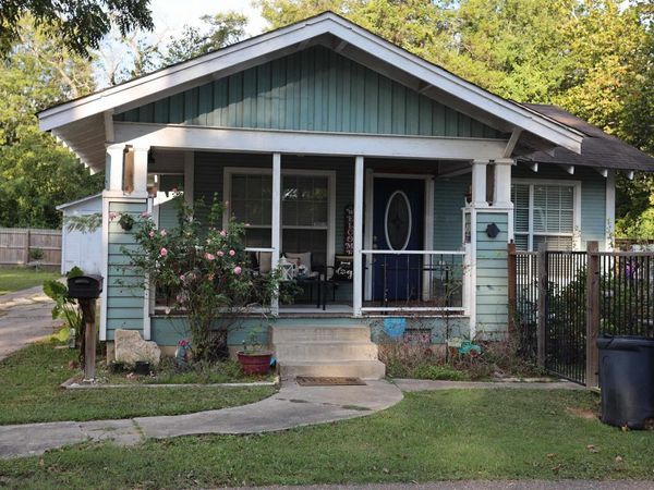 407 Oak, Warren, AR 71671