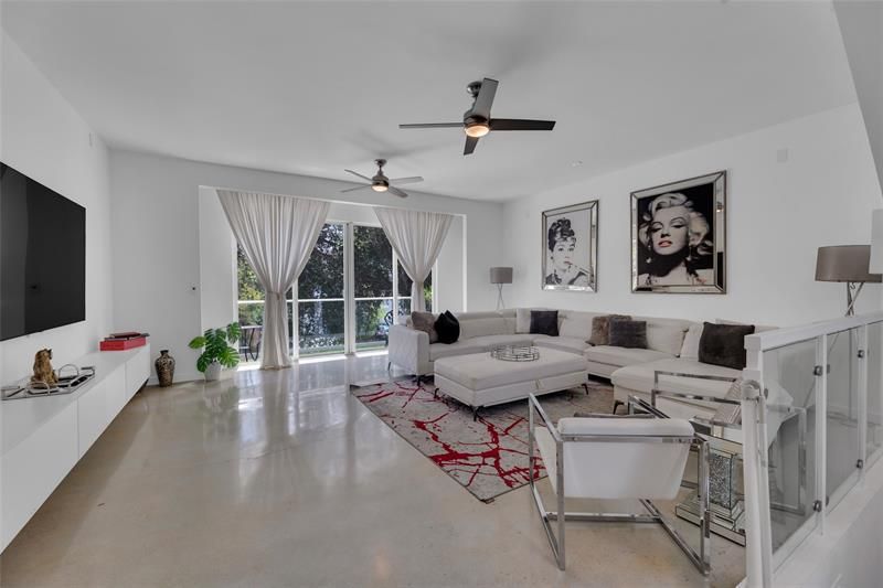 303 SW 9th Street, Fort Lauderdale, FL 33315 Photo