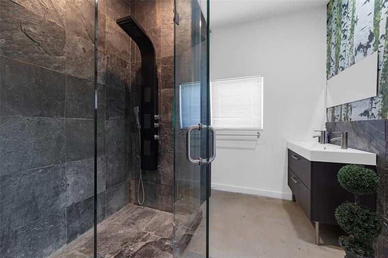 303 SW 9th Street, Fort Lauderdale, FL 33315 Photo