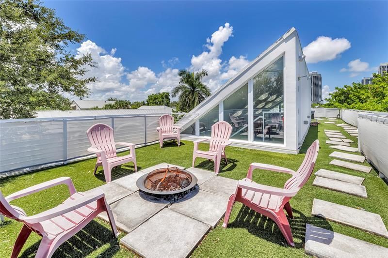 303 SW 9th Street, Fort Lauderdale, FL 33315 Photo