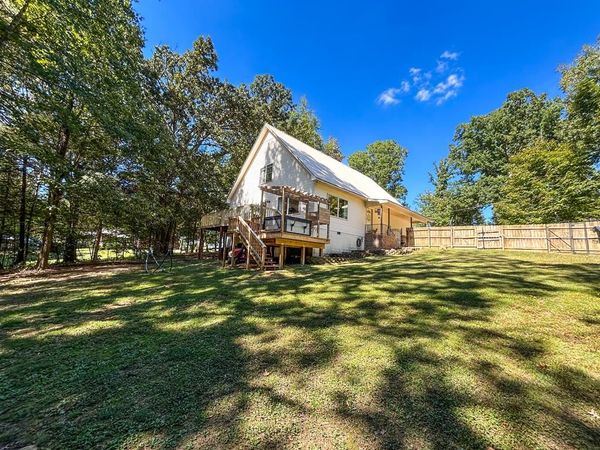 495 Lookout Dr., Huntingdon, TN 38344