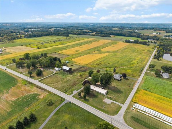 3205 Eastbrook Volant Rd, Volant, PA 16156