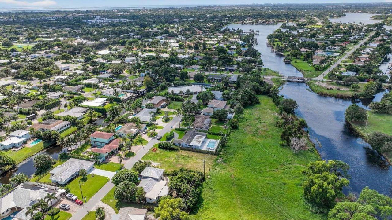 3135 Chapel Hill Blvd, Boynton Beach, FL 33435 Photo