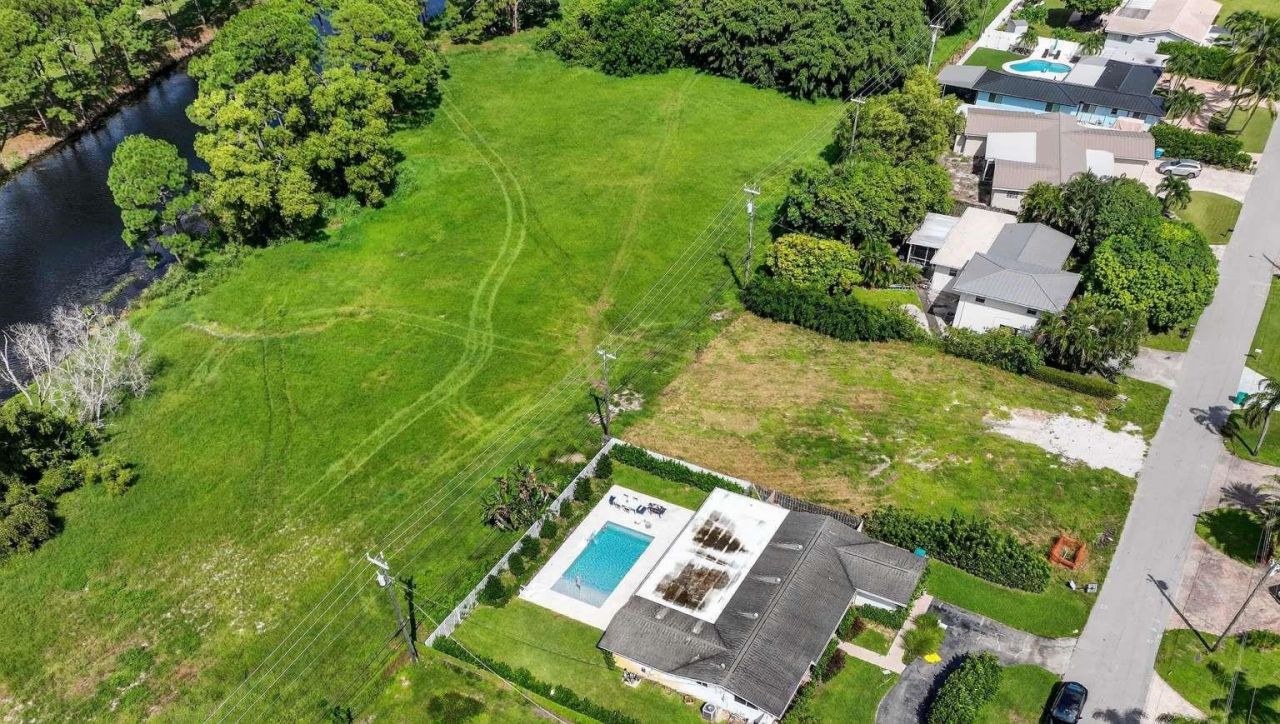 3135 Chapel Hill Blvd, Boynton Beach, FL 33435 Photo