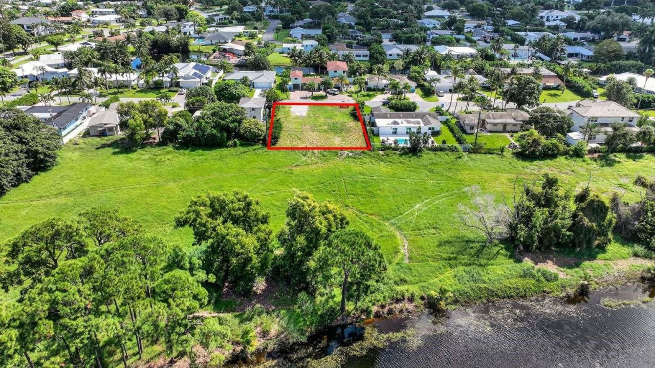 3135 Chapel Hill Blvd, Boynton Beach, FL 33435 Photo