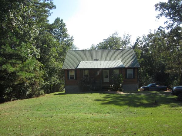 1356 Co Rd 180, Blue Springs, MS 38828