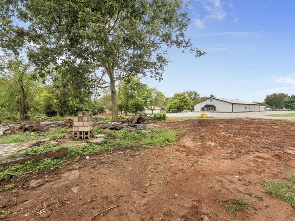 776 Carter Street , Stella, MO 64867