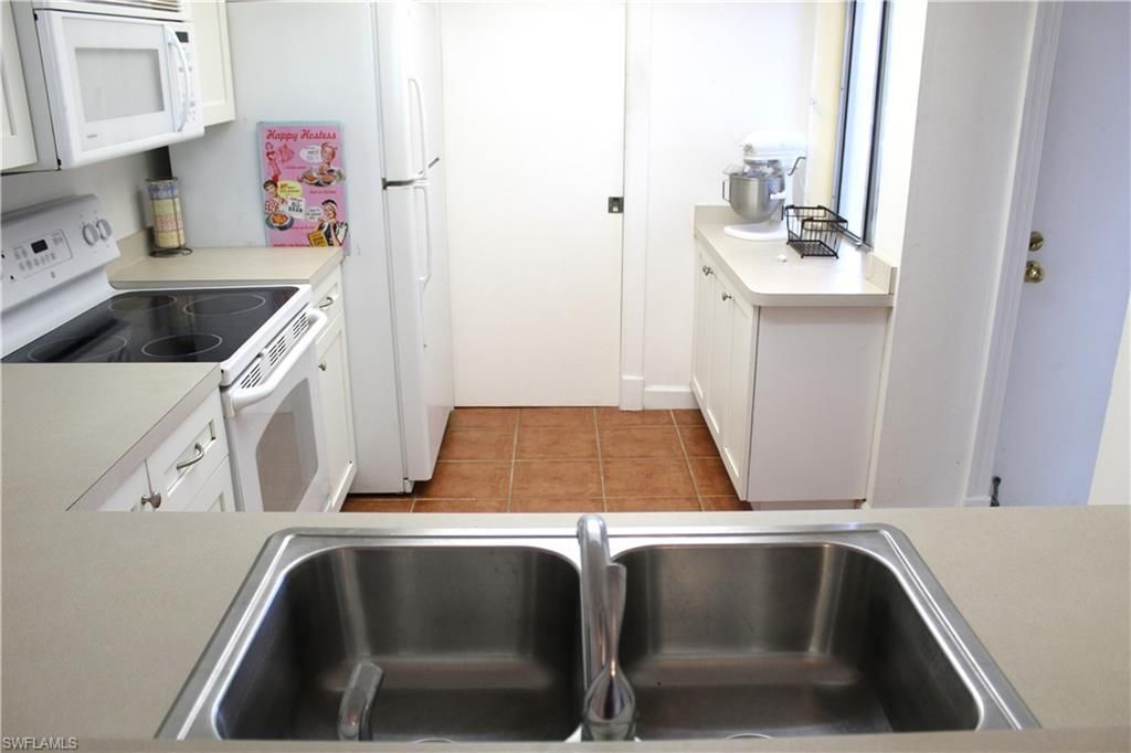 25806 Cockleshell Dr, Unit 314, Bonita Springs, FL 34135 Photo