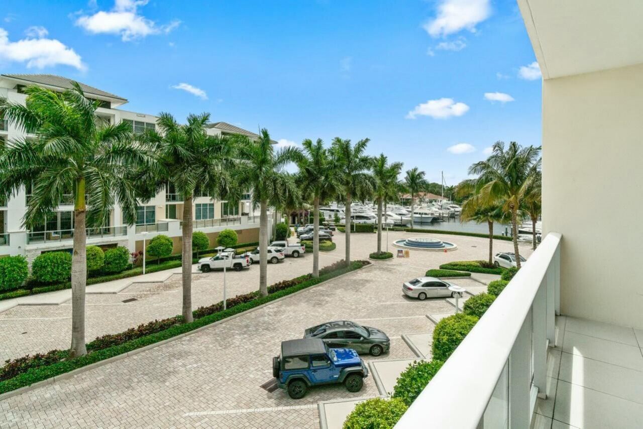 2720 Donald Ross Road, Unit 301, Palm Beach Gardens, FL 33410 Photo