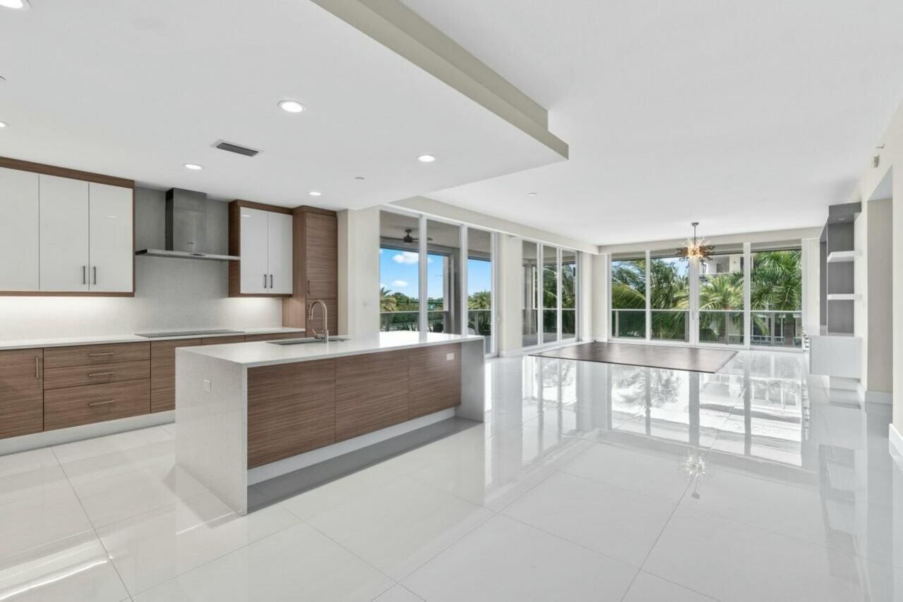 2720 Donald Ross Road, Unit 301, Palm Beach Gardens, FL 33410 Photo