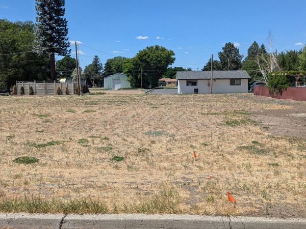 Lot #8 S E Street, Lakeview, OR 97630
